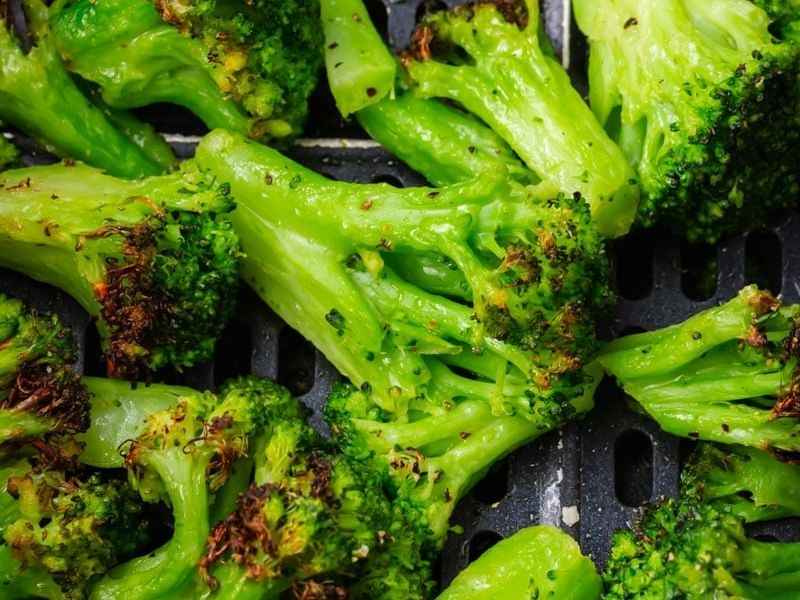 cook frozen broccoli